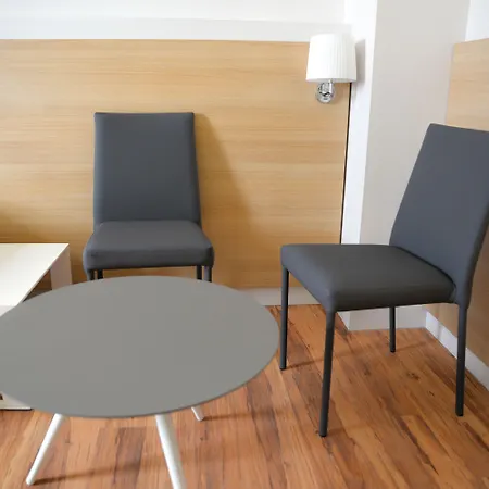 De La Gare - Restaurant Bistro Quai 3* La Roche-sur-Yon