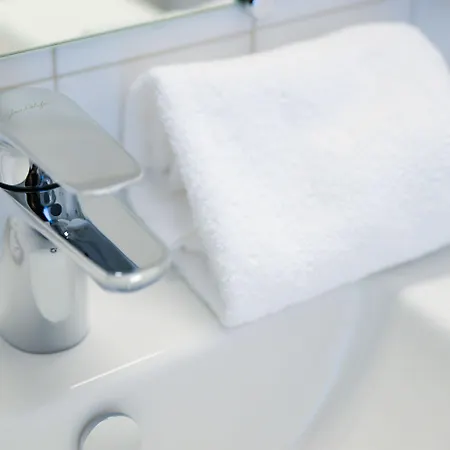 酒店 De La Gare - Restaurant Bistro Quai 永河畔拉罗什