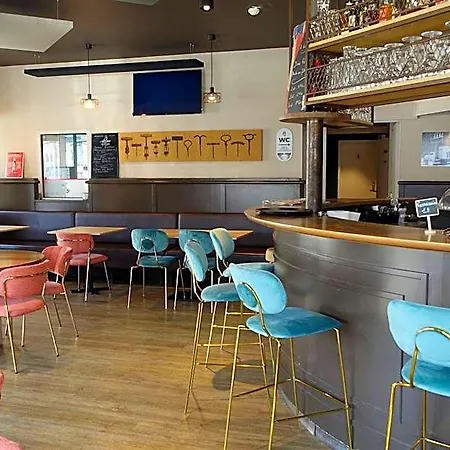 De La Gare - Restaurant Bistro Quai 3*