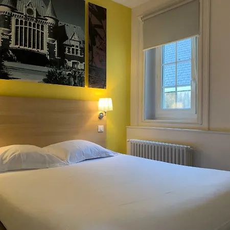 Hotel De La Gare - Restaurant Bistro Quai La Roche-sur-Yon