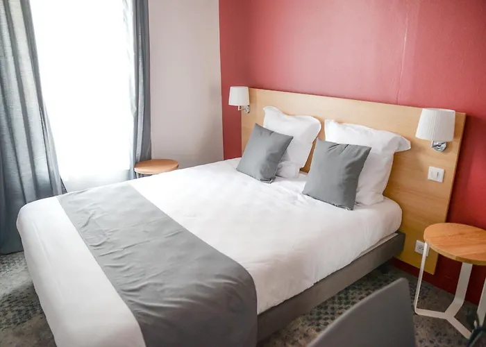 De La Gare - Restaurant Bistro Quai Hotel 3*