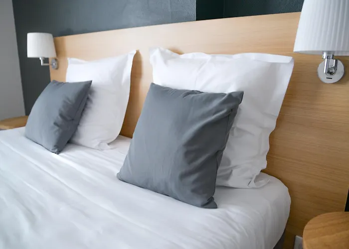 Hotel De La Gare - Restaurant Bistro Quai La Roche-sur-Yon